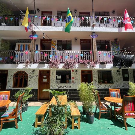El Jardin Escondido Party Hostel Baños Exterior foto